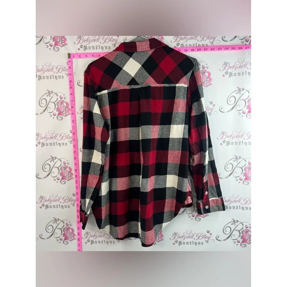 Wrangler retro button up shirt Red Black White Buffalo Plaid Button-Up Shirt